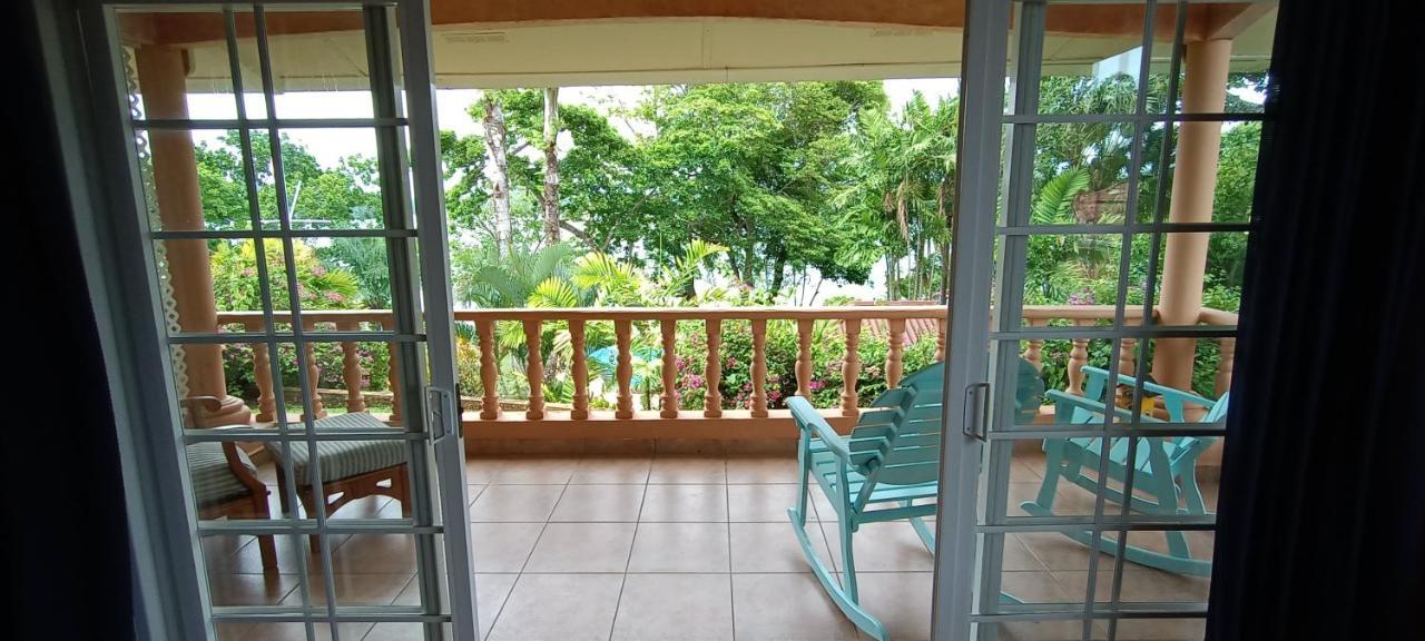 Gone Fishing Panama Resort 博卡奇卡 外观 照片